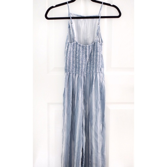 Hollister | Cutout High-neck Culotte Jumpsuit - Picture 4 of 4